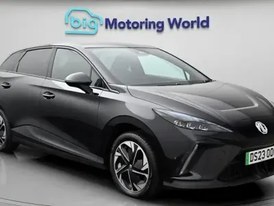 Used MG MG4 EV Trophy 150 kW (204 HP) 2025 Hatchback
