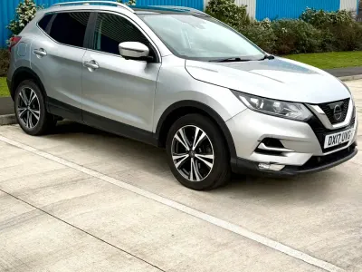 Used Nissan Qashqai N-Connecta 2017 Silver SUV
