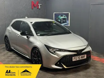 Used Toyota Corolla Sport 122 HP (89 kW) 2020 Silver Hatchback
