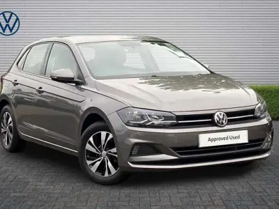 Used VW Polo SE 95 HP (69 kW) 2018 Limestone grey Hatchback