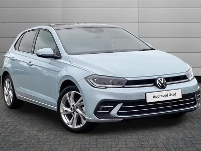 Used VW Polo Edition 95 HP (69 kW) 2026 Blue Hatchback