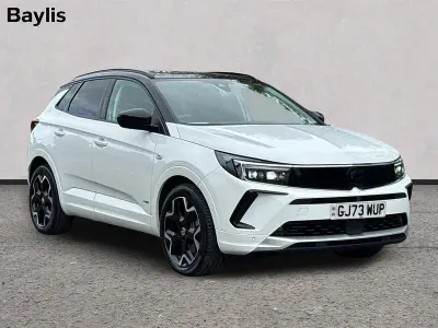 Second-hand Vauxhall Grandland X Ultimate 2023 Alb SUV