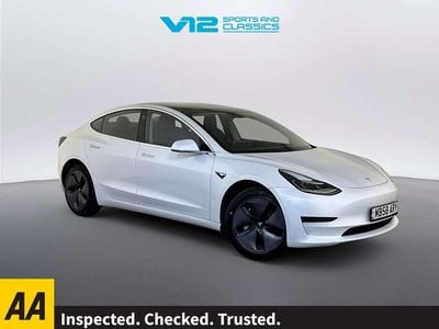 Used Tesla Model 3 Standard Range Plus 239 kW (325 HP) 2020 White Sedan