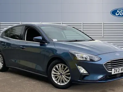 Usado Ford Focus Titanium 125 HP (91 kW) 2021 Azul Citadino