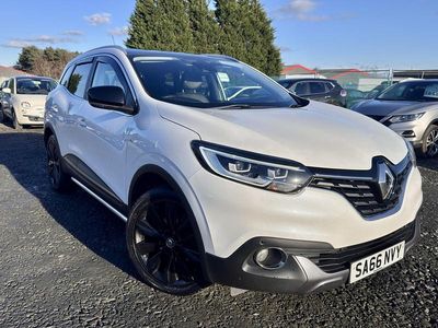 Used Renault Kadjar Signature 130 HP (95 kW) 2016 White SUV