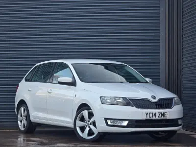 Used Skoda Rapid SE 2014 White Hatchback