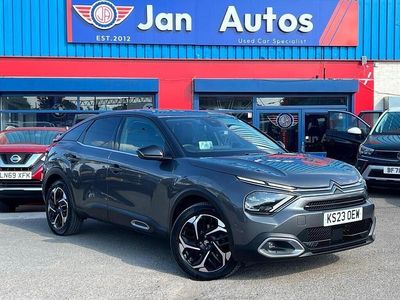 Used Citroën C4 Shine 130 HP (95 kW) 2023 Grey SUV