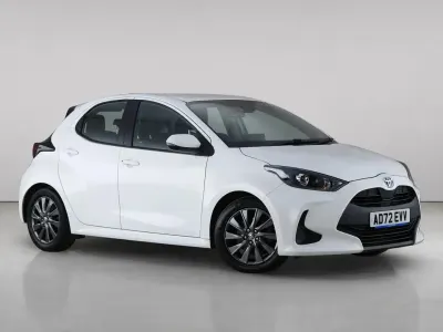 Used Toyota Yaris 2023 White Hatchback