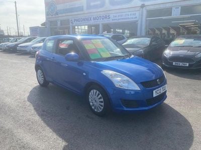 Blue Used 2013 Suzuki Swift Hatchback | £4,795 (Fair price)