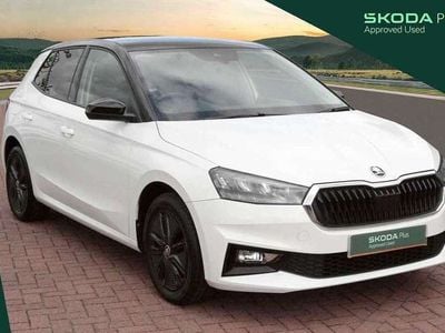 Used Skoda Fabia Colour Edition 94 HP (69 kW) 2022 White Hatchback