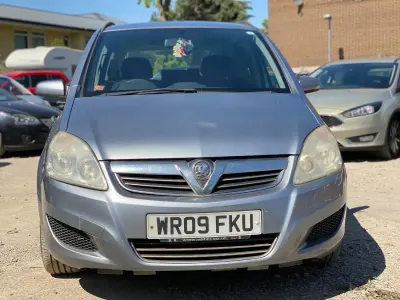 Begagnad Vauxhall Zafira