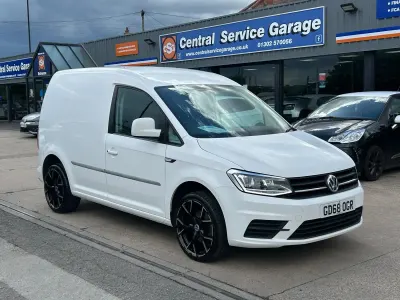 Used VW Caddy Trendline 102 HP (75 kW) 2019 White MPV