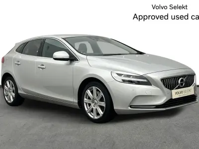 Used Volvo V40 Inscription 150 HP (110 kW) 2018 Silver Hatchback