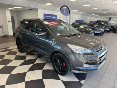 Usado Ford Kuga Titanium X 180 CV (132 kW) 2016 Gris SUV