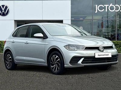 Used VW Polo Life 95 HP (69 kW) 2024 Silver Hatchback