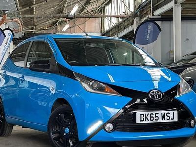 Used Toyota Aygo X-cite 69 HP (50 kW) 2015 Blue Hatchback