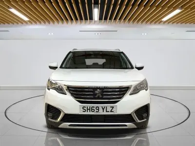 Gebraucht Peugeot 5008 Allure 130 PS (95 kW) 2019 Weiß SUV
