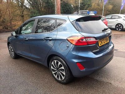 Używany Ford Fiesta Titanium 100 KM (73 kW) 2022 Niebieski Hatchback