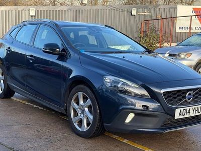 Used 2014 Volvo V40 CC Estate | £2,500 (Fair price)