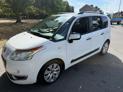 Used Citroën C3 Picasso Exclusive 90 HP (66 kW) 2012 White MPV