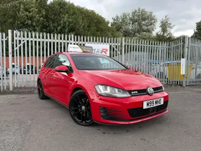 Used VW Golf VII GTD 2016 Red Hatchback