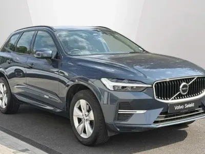 Used Volvo XC60 Momentum 250 HP (183 kW) 2022 SUV