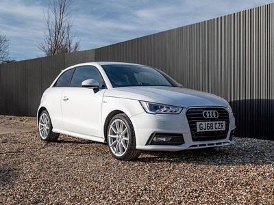 Used Audi A1 S-Line 95 HP (69 kW) 2018 White Hatchback