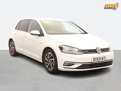 Usado VW Golf VII Match 130 HP (95 kW) 2019 Branco Citadino