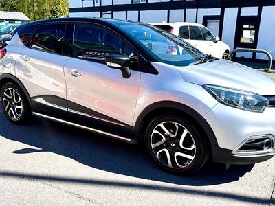 Used Renault Captur Dynamique 90 HP (66 kW) 2015 Silver SUV