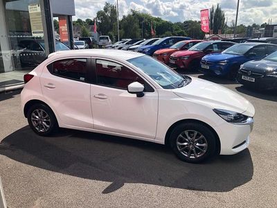 Used Mazda 2 75 HP (55 kW) 2020 White Hatchback