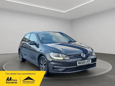 Second-hand VW Golf VII SE 130 CP (95 kW) 2018 Gri Hatchback