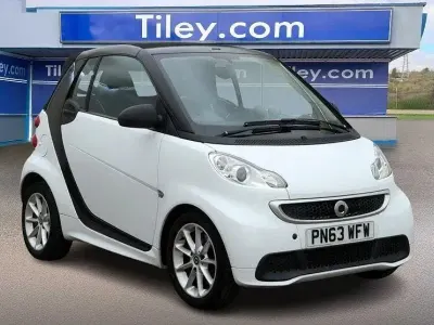 Used Smart ForTwo Cabrio Passion 71 HP (52 kW) 2013 White Cabriolet