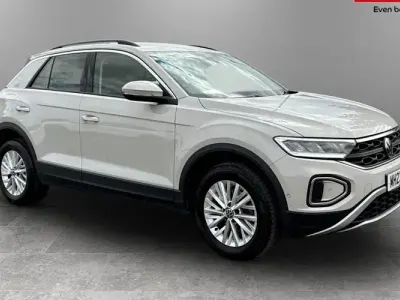 Used VW T-Roc Life 110 HP (80 kW) 2024 SUV