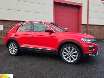 Begagnad VW T-Roc SEL 150 HK (110 kW) 2018 Röd SUV