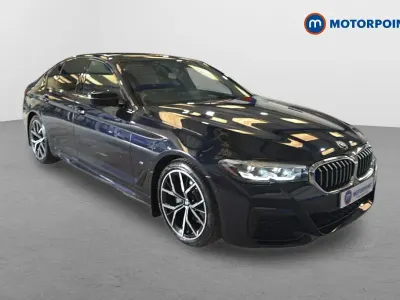 Begagnad BMW 520 M Sport 190 HK (139 kW) 2022 Svart Sedan