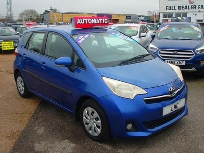 Used Toyota Verso Multidrive S 98 HP (72 kW) 2011 Blue MPV
