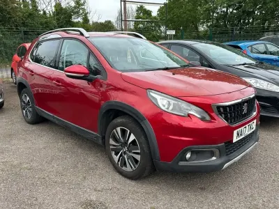 Käytetty Peugeot 2008 Allure 82 HP (60 kW) 2017 Punainen Katumaasturi