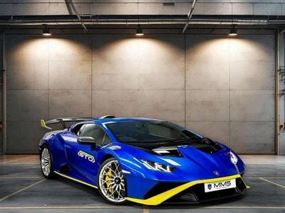 Blue Used 2023 Lamborghini Huracán Coupe | £289,955