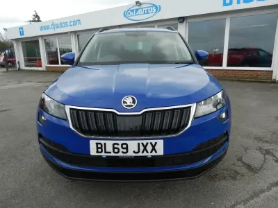 Usado Skoda Karoq SE Technology 115 HP (84 kW) 2019 Azul SUV