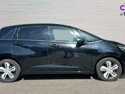 Używany Honda Jazz Hybrid 109 KM (80 kW) 2022 Czarny Hatchback