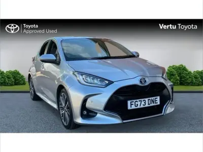 Used Toyota Yaris 116 HP (85 kW) 2023 Silver Hatchback