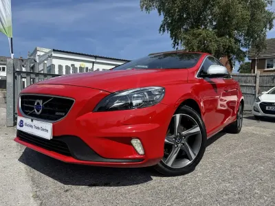 Used Volvo V40 R-Design 150 HP (110 kW) 2014 Red Hatchback