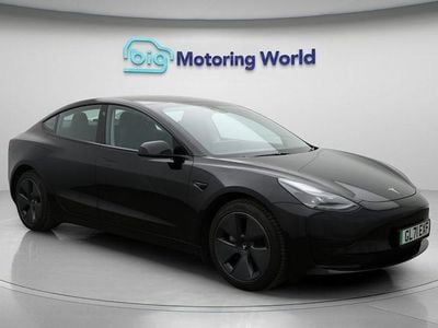 Black Used 2021 Tesla Model 3 Standard Range Sedan | £17,900 (Fair price)
