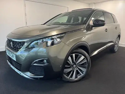 Used Peugeot 5008 Premium 130 HP (95 kW) 2020 Amazonite grey SUV