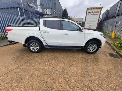 White Used 2018 Mitsubishi L200 Warrior Pickup | £7,999 (Fair price)