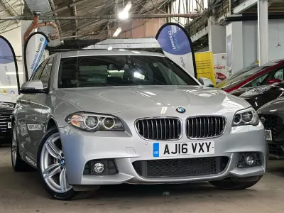 Gebraucht BMW 520 M Sport 190 PS (139 kW) 2016 Silber Limousine