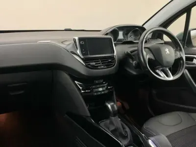 Used Peugeot 2008 Allure Premium 101 HP (74 kW) 2019 Grey SUV