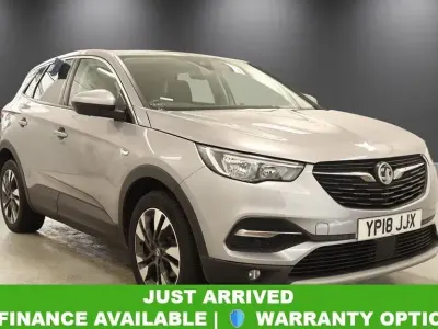 Used Vauxhall Grandland X Sport 130 HP (95 kW) 2018 Grey SUV