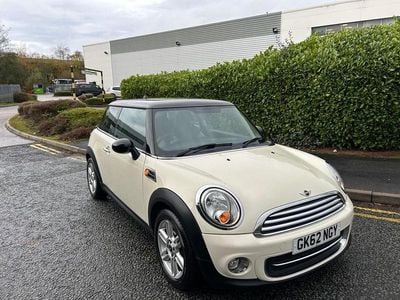 Used Mini Cooper Hatch 2012 White Hatchback