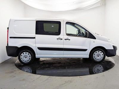 White Used 2016 Peugeot Expert Van | £7,990 (Fair price)